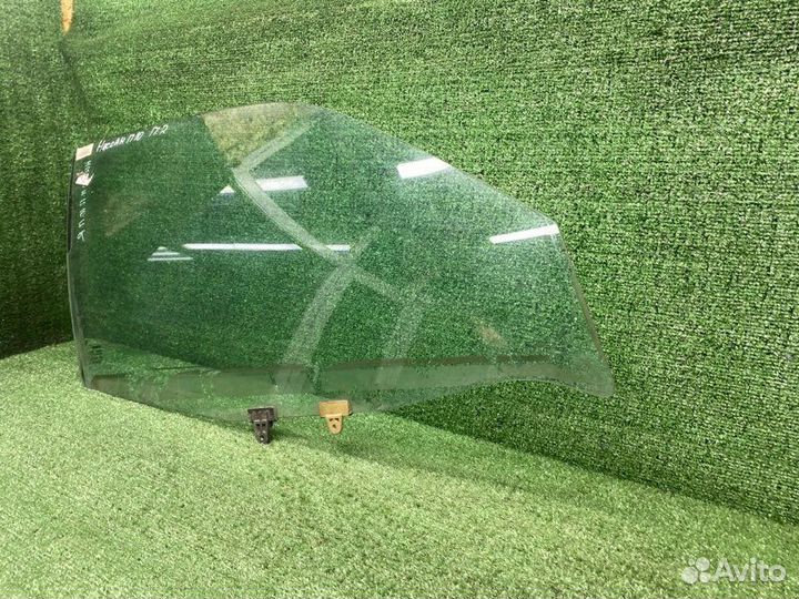 Стекло двери переднее правое Nissan Primera P10