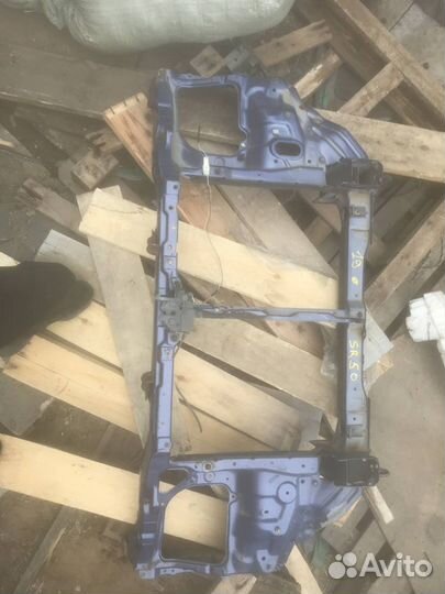 Панель передняя (телевизор) Toyota Noah SR50