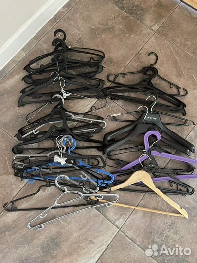 Вешалки плечики
