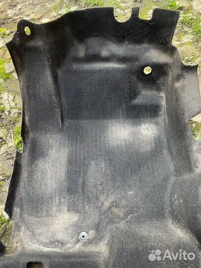 Ковролин передняя часть Mitsubishi Colt Z3