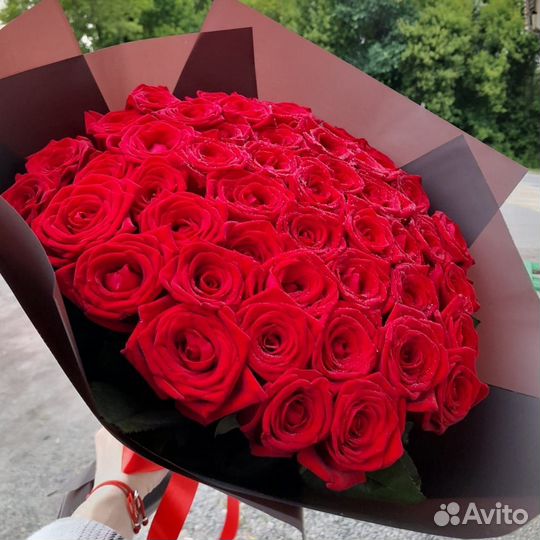 Цветы с доставкой розы