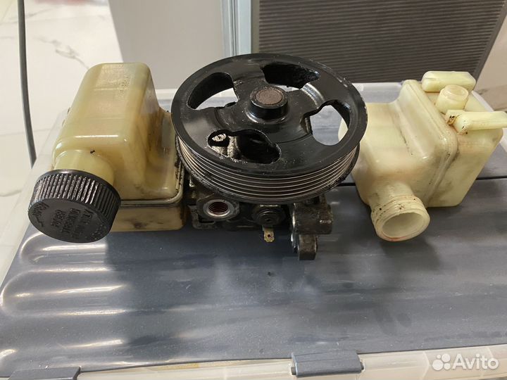 Насос гур на Мазда 6 GG 2007г