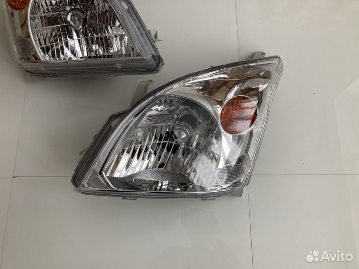 Фара (комплект) Toyota Land Cruiser Prado 120