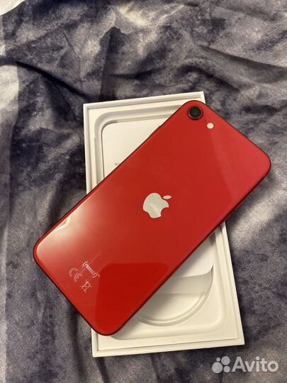 iPhone SE (2020), 64 ГБ