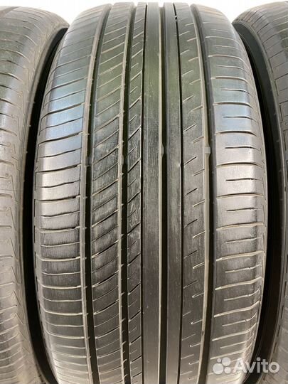 Yokohama Advan dB V552 225/55 R17 102W