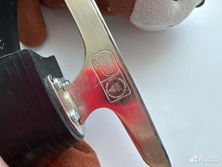 Продам коньки для фигрного катания. graf