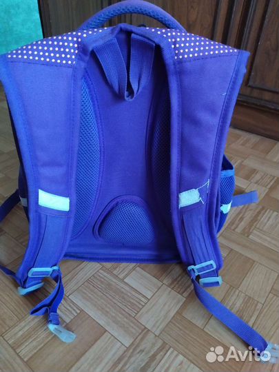 Рюкзак школьный для девочки 1-4класс