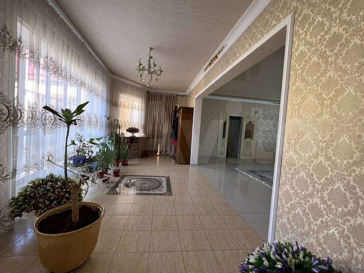 Дом 460 м² на участке 10 сот.