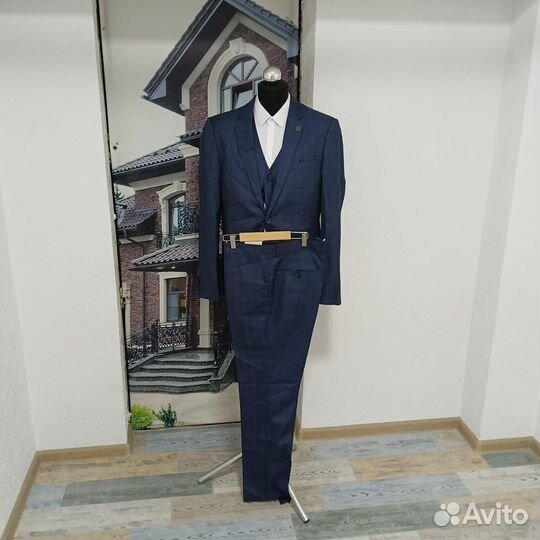 Костюм мужской