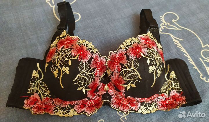 Бюстгальтер