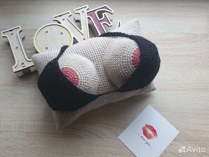 Подушка грудь