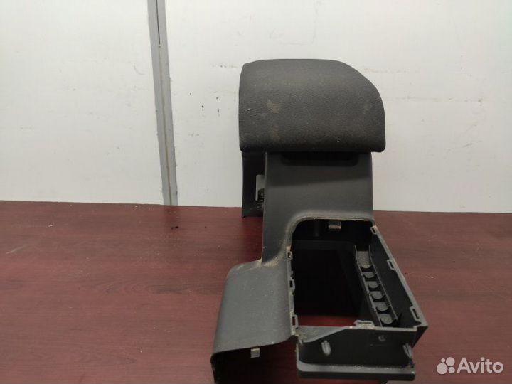 Консоль между сидений Opel Vectra C Z18XER 2008