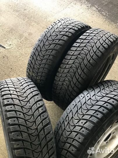 Michelin X-Ice North 3 185/65 R15