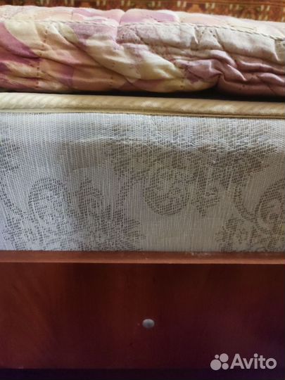 Кровать с матрасом 120*200