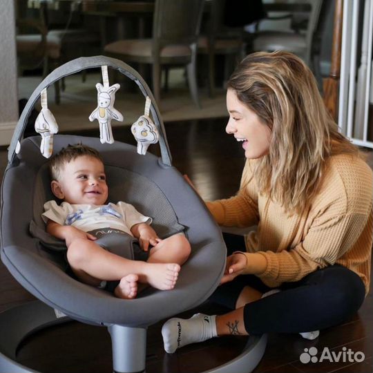 Пpoкaт Детский шезлонг- качалка с игровой дугой