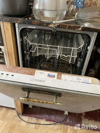 Посудомоечная машина Whirlpool Indesit