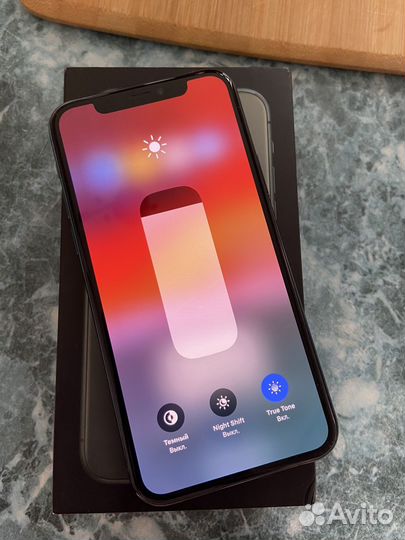 iPhone 11 Pro, 64 ГБ