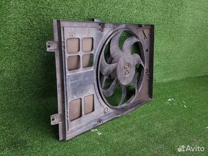 Диффузор радиатора в сборе Brilliance V5