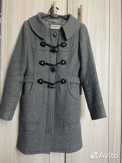 Пальто женское Guess