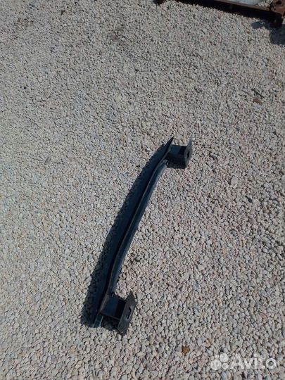 Усилитель заднего бампера Volkswagen Polo 5 х