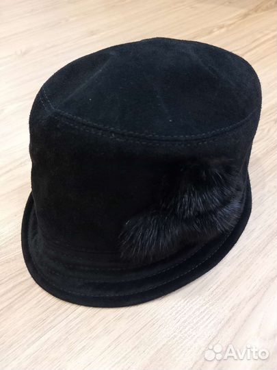 Шляпа теплая на весну