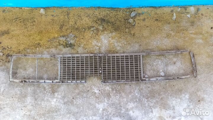 Радиаторная решетка хром ваз 2106