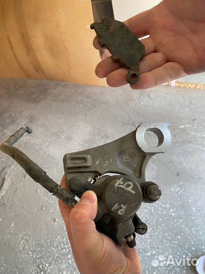 Продам задний суппорт Yamaha R1