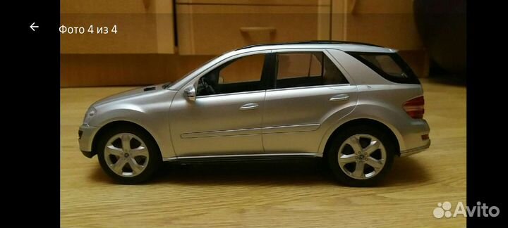 Радиоуправляемая машина Mercedes-Benz ML