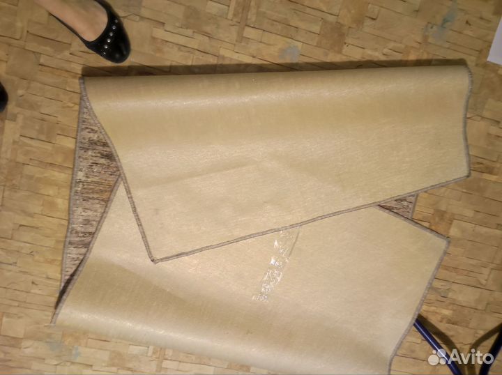 Ковёр новый 200 на 100