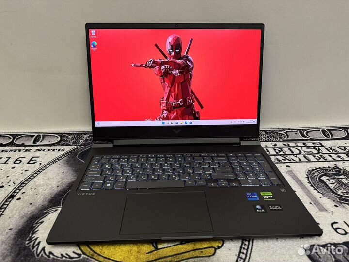 HP Victus i7-13gen/RTX4060