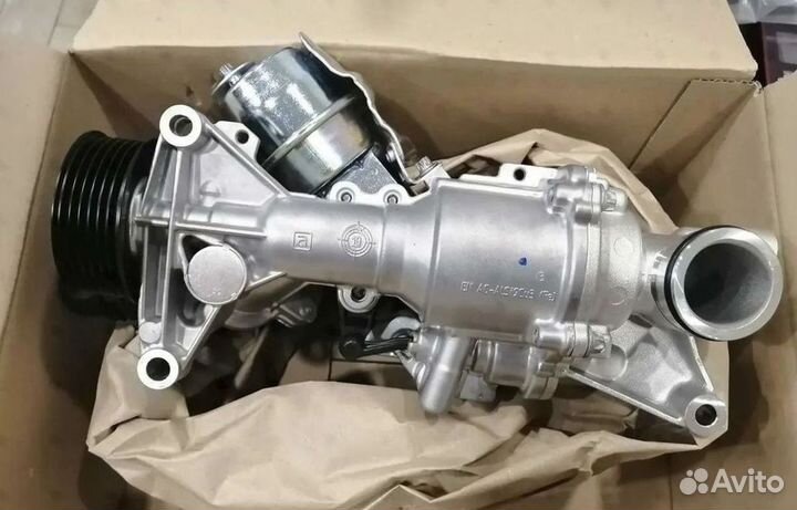 Помпа охлаждения Мерседес ом274