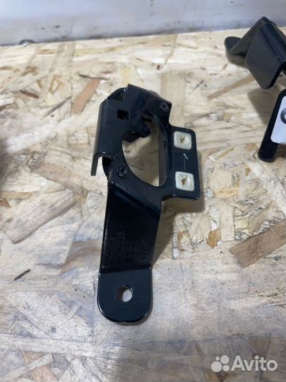 Крепление сетки багажника Bmw X5 F15 3.0 N57D30А