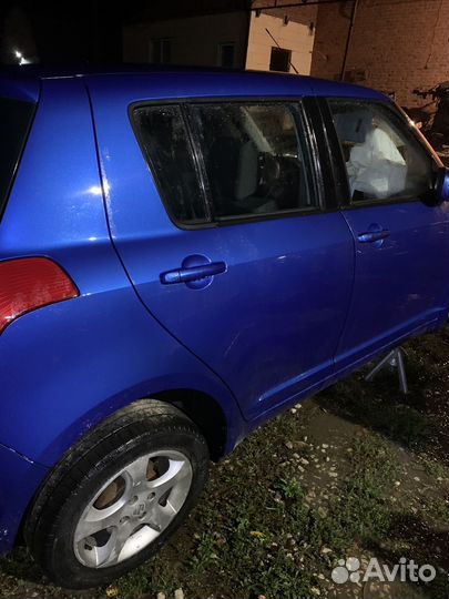 Suzuki swift разборка