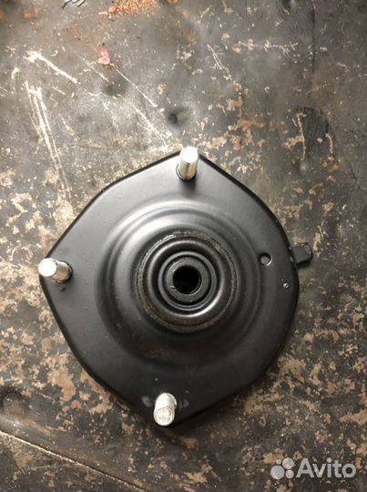 Опора задняя