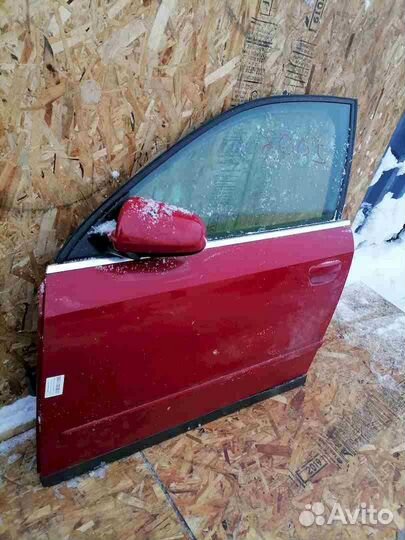 Дверь передняя левая Audi A4 B6 8E 8EC