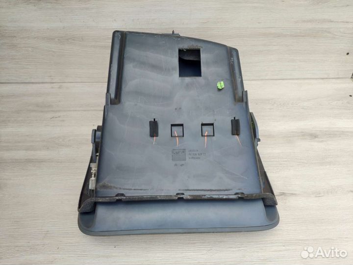 Бардачок большой Citroen C5 1