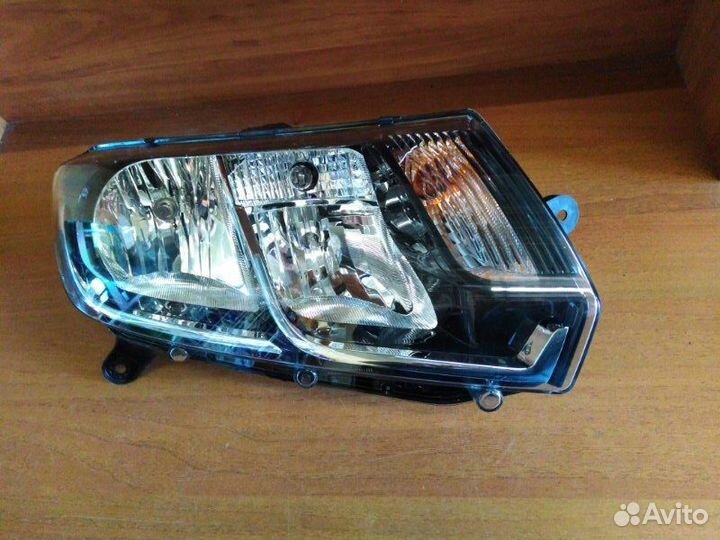 Фара правая Renault Logan 2014 - Н.в