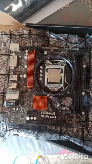 Материнская плата с процессором