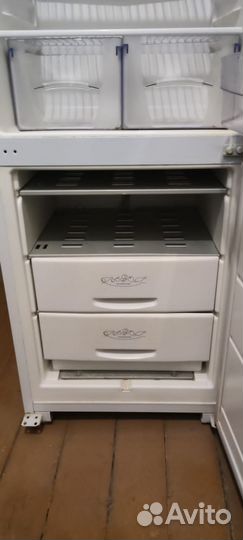 Холодильник б/у на запчасти