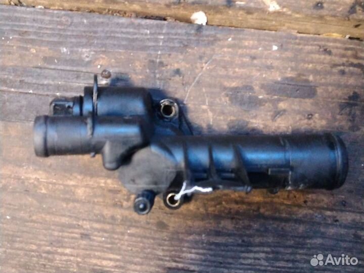 Корпус термостата renault 1,5 k9k 732