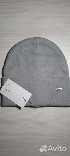 Шапка новая
