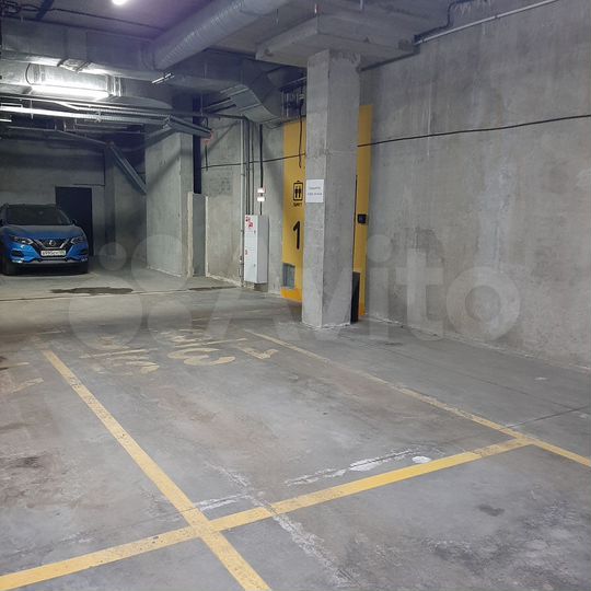 Машиноместо, 14 м²