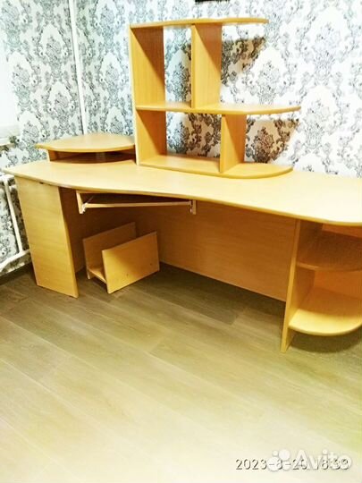 Мебельная стенка стенка со столом