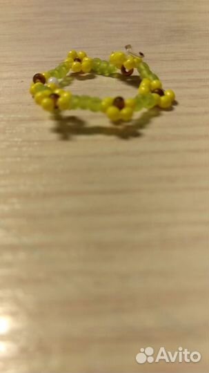 Колечки из бисера- ручная работа