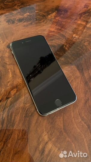 iPhone 6S, 16 ГБ