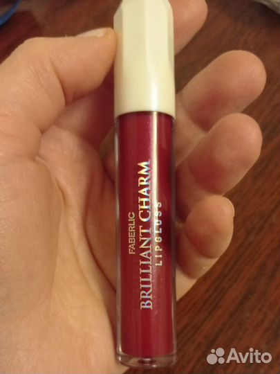 Блеск для губ Faberlic чарующий рубин