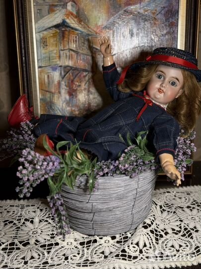 Антикварная кукла