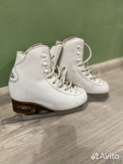 Коньки фигурные Risport 205