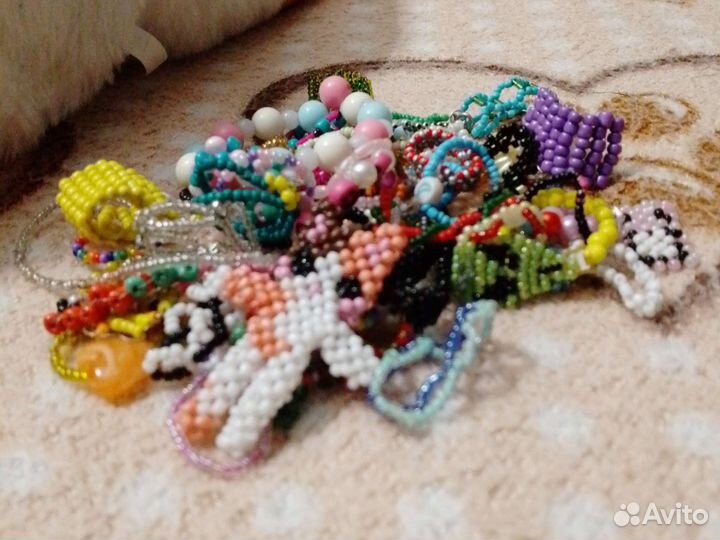 Украшения из бисера