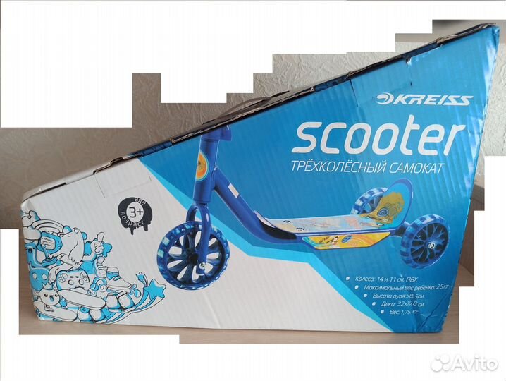 Новый трёхколёсный самокат Scooter в коробке